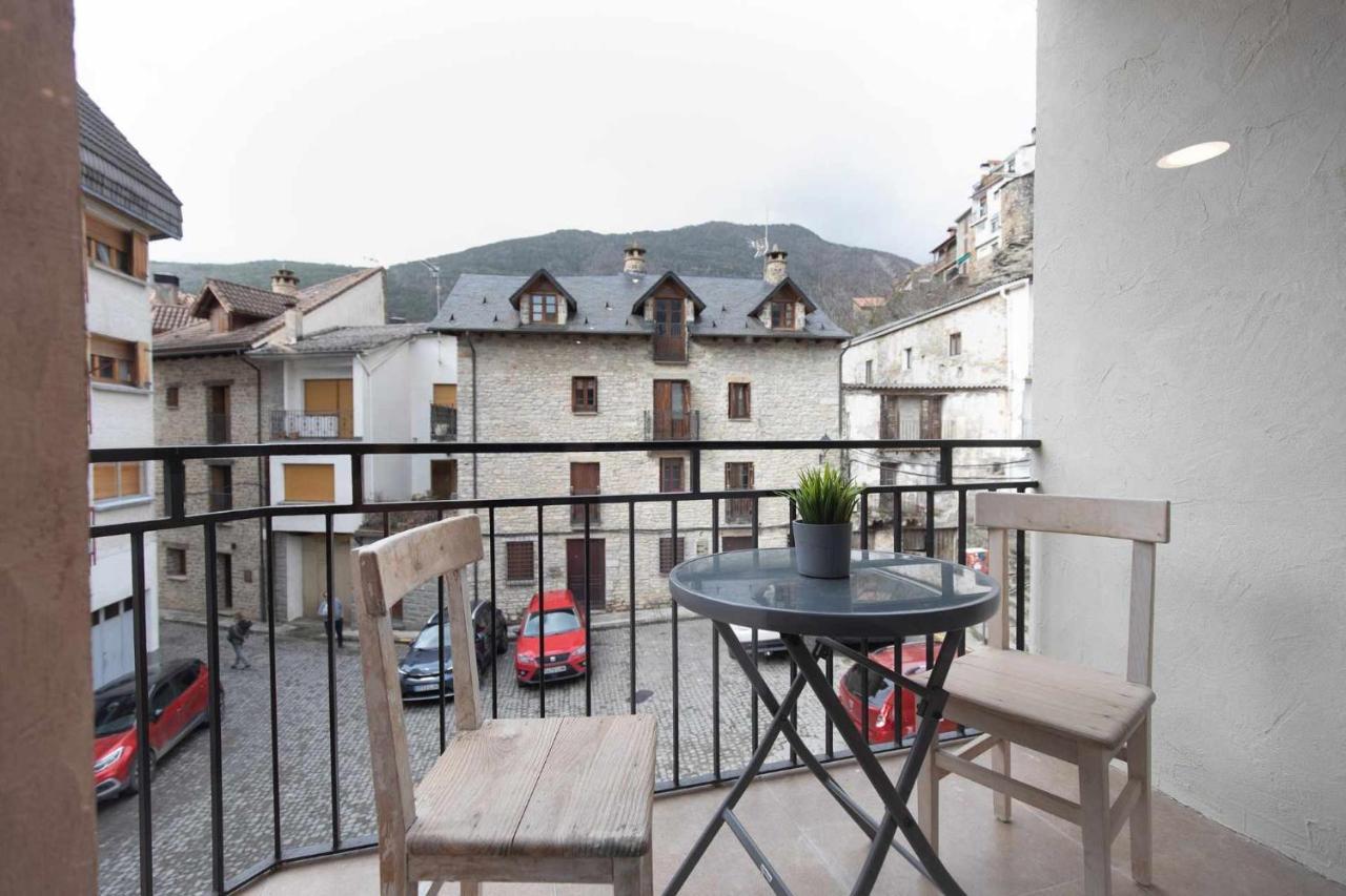 Sky I By Bevalle Apartment